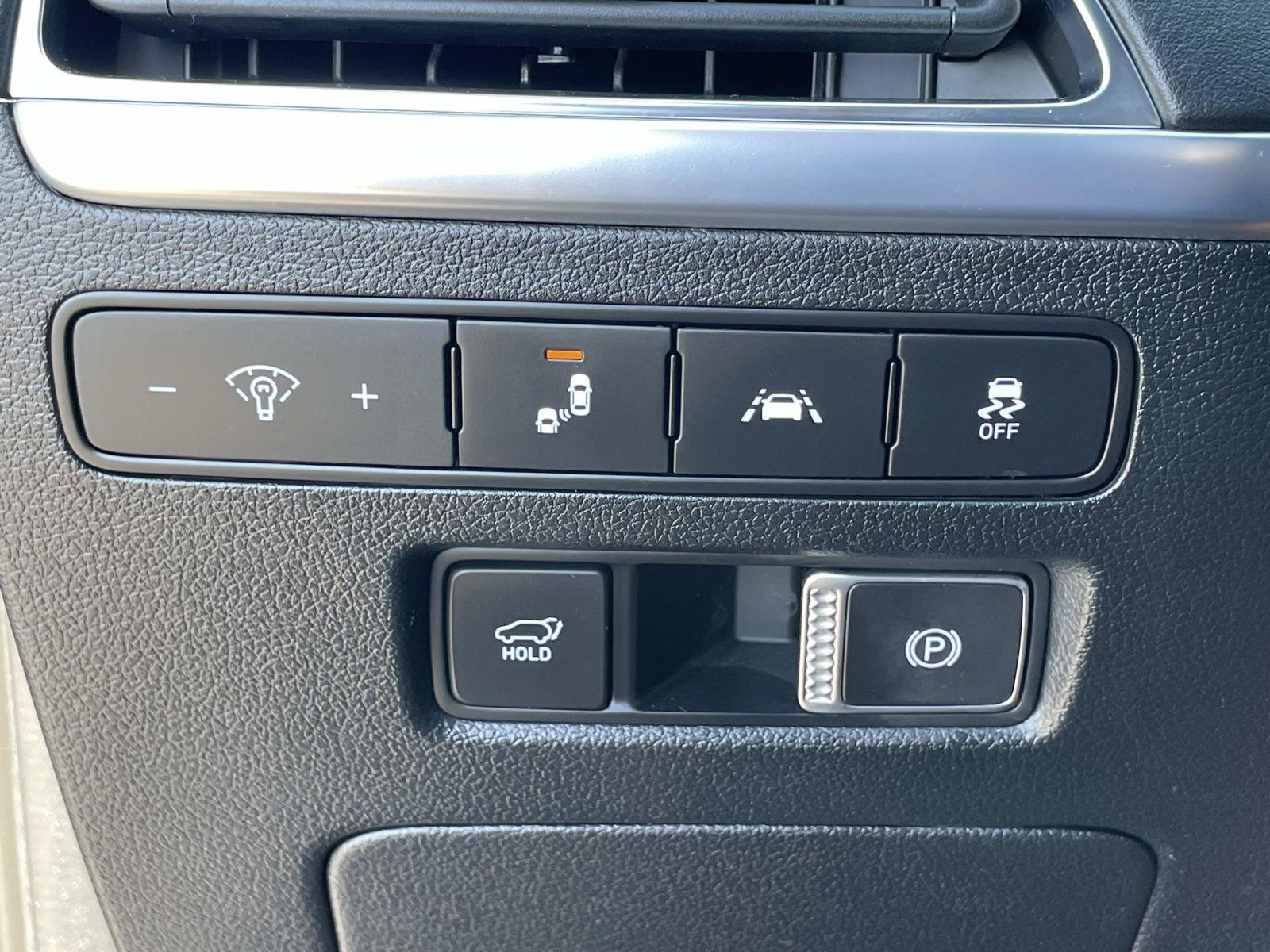 Certified 2022 Hyundai Palisade Limited w/ Cargo Package image 18