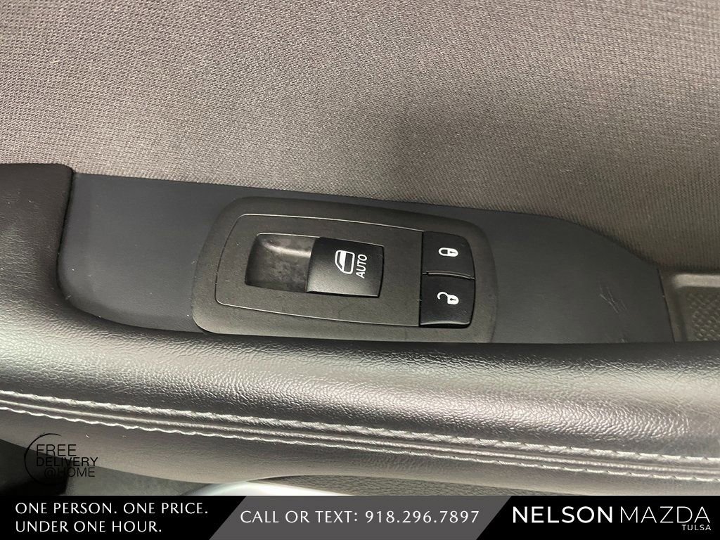 Used 2023 Dodge Challenger R/T w/ Blacktop Package image 43