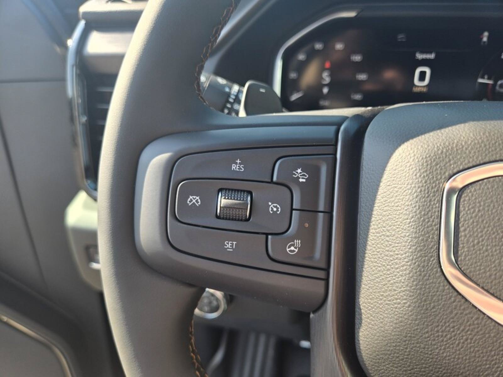 New 2026 GMC Sierra 1500 AT4 w/ AT4 Premium Package AWD/4WD image 11