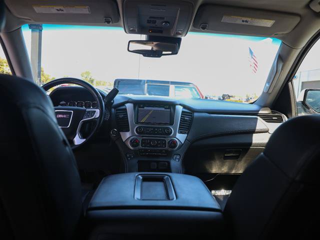 Used 2019 GMC Yukon XL SLT w/ Open Road Package AWD/4WD image 4