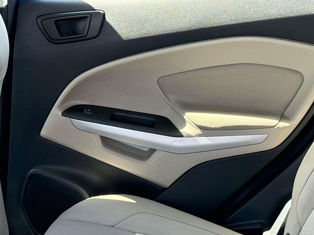 Certified 2019 Ford EcoSport S image 12