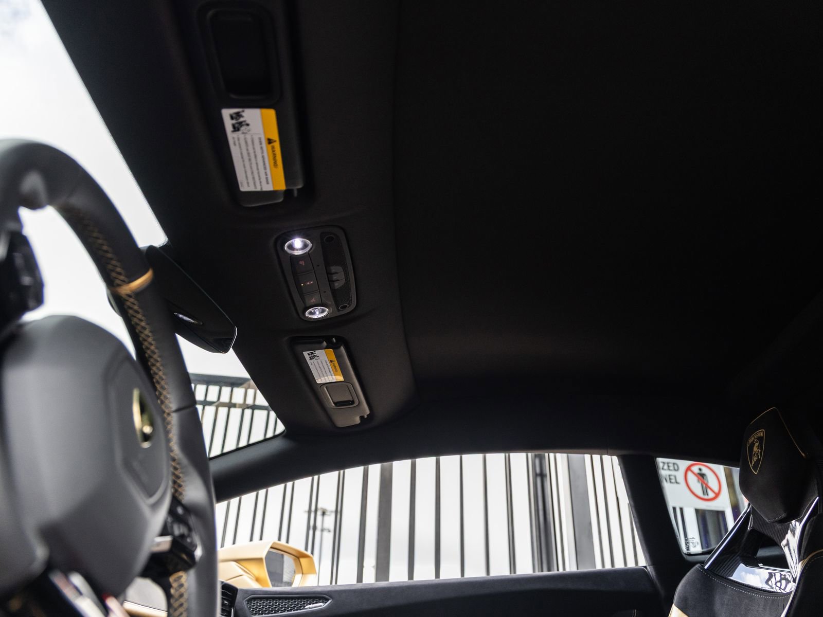 Used 2023 Lamborghini Huracan Tecnica RWD image 30