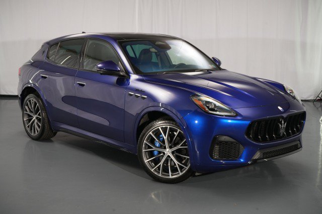 Used 2023 Maserati Grecale Modena AWD/4WD image 12