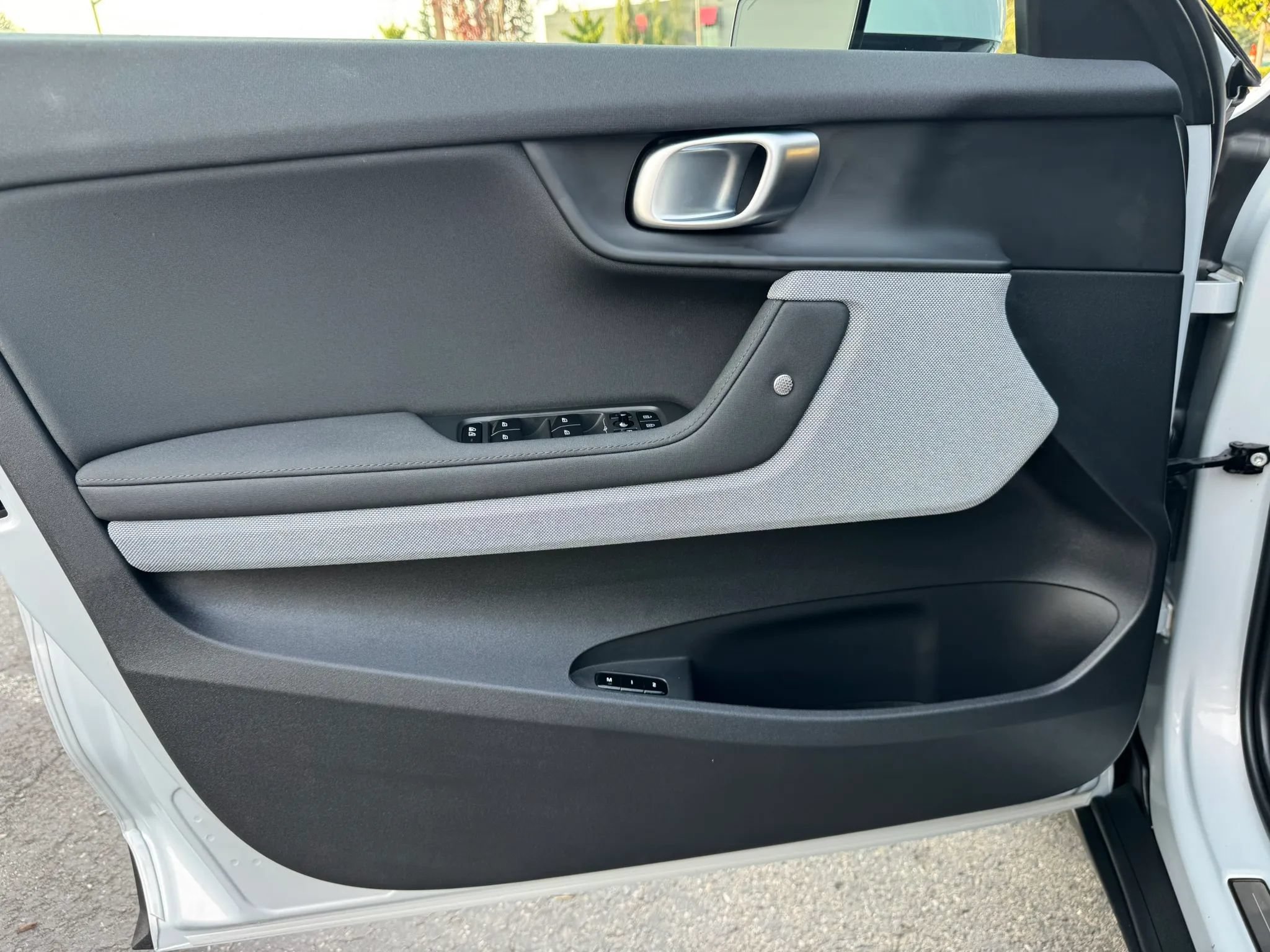 Used 2023 Polestar Polestar 2 AWD/4WD image 45