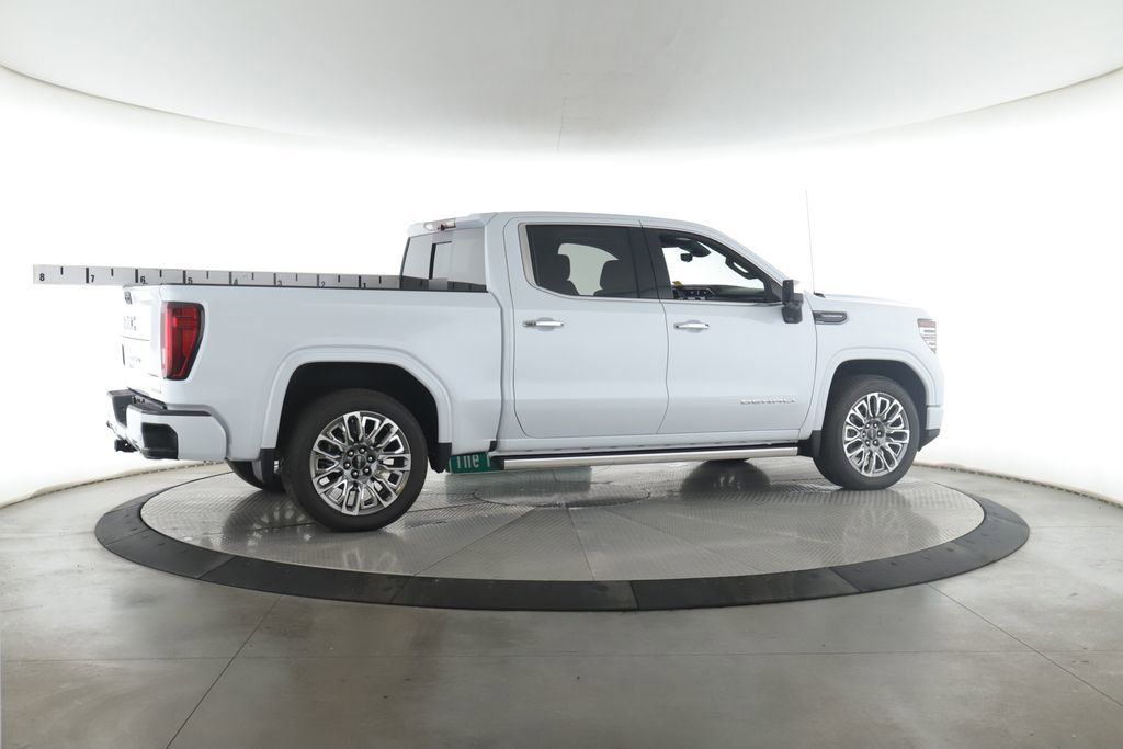 Used 2026 GMC Sierra 1500 Denali Ultimate AWD/4WD image 6