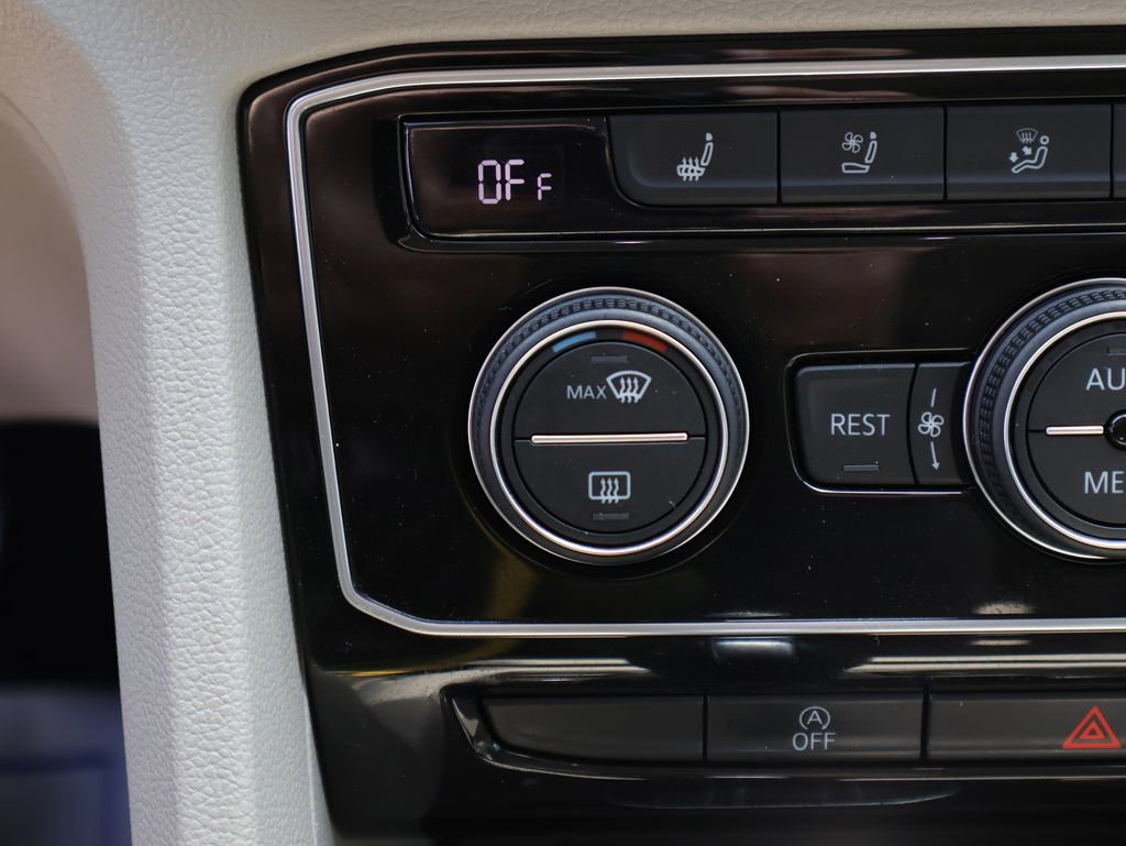 Certified 2023 Volkswagen Atlas SEL Premium image 32