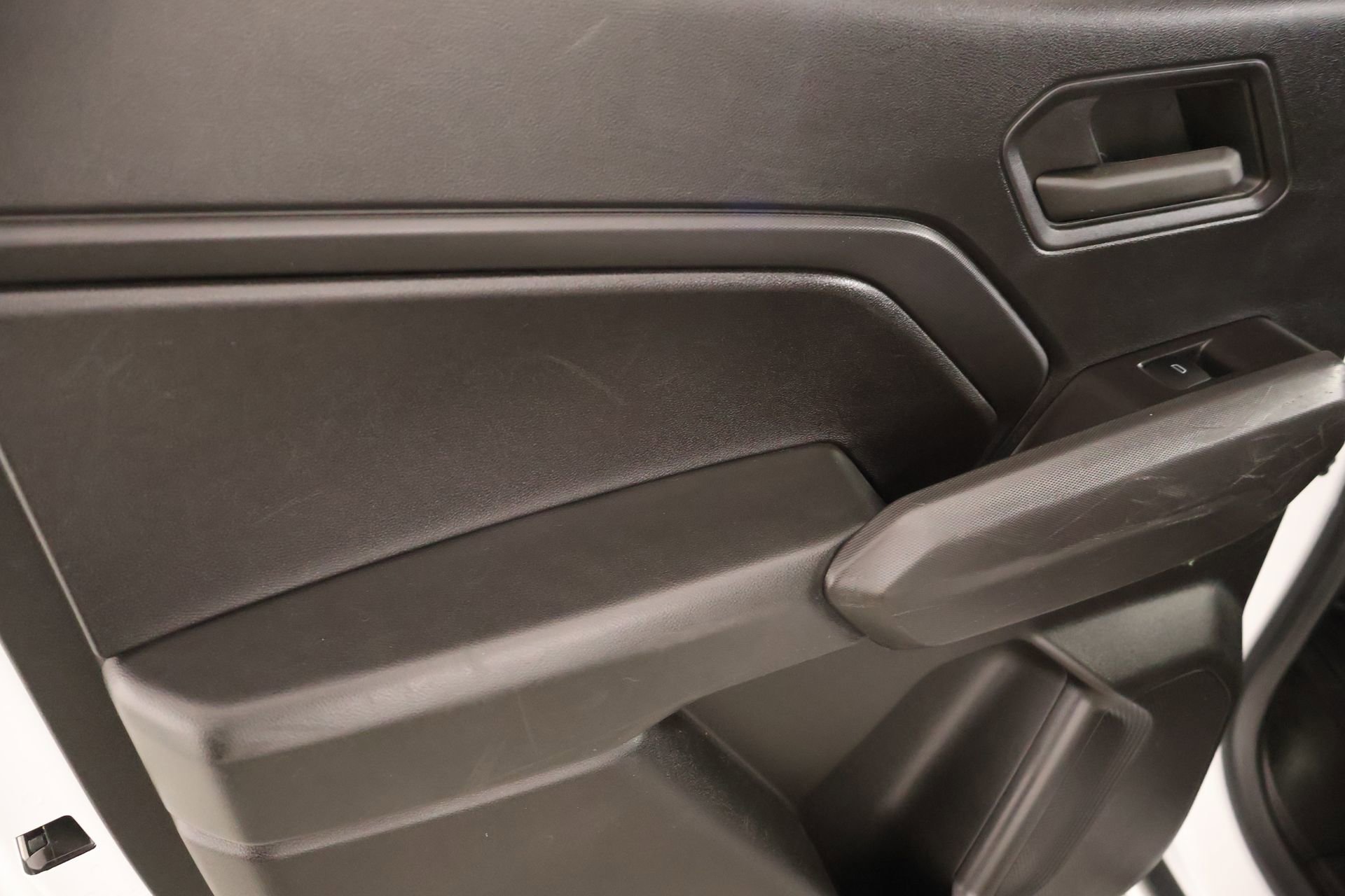 Used 2024 Chevrolet Colorado W/T image 15