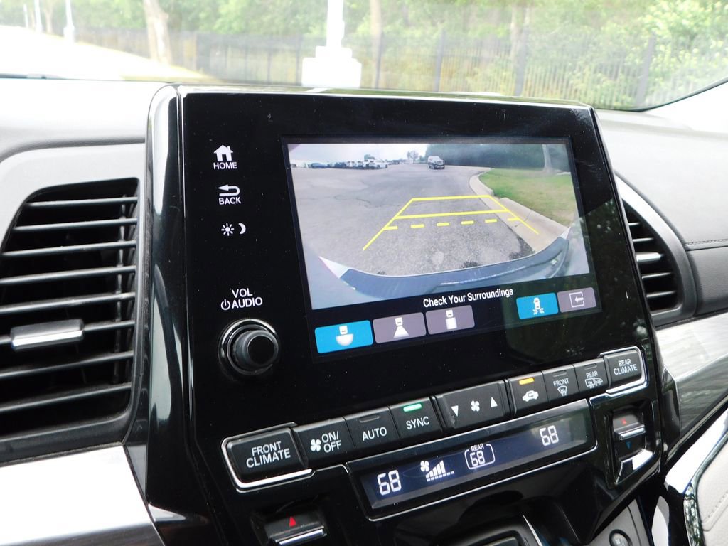 Used 2022 Honda Odyssey Elite image 13