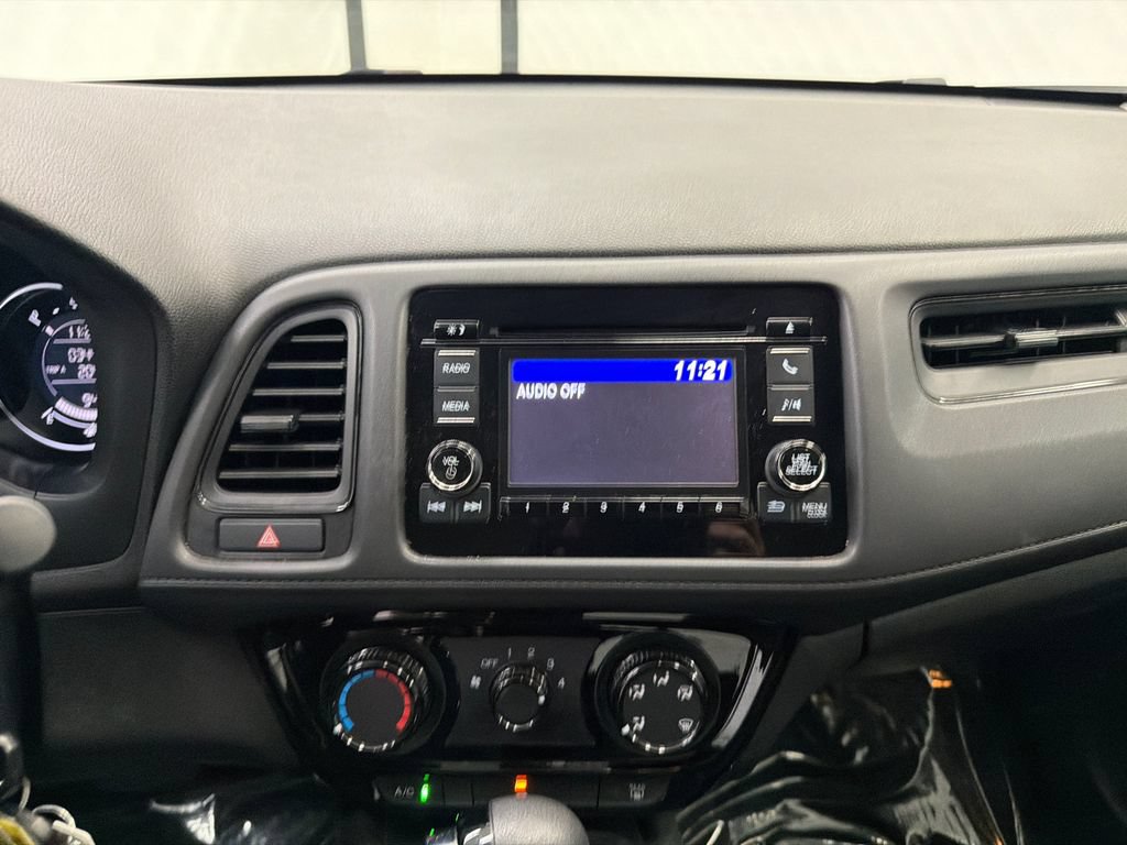 Used 2021 Honda HR-V LX image 25