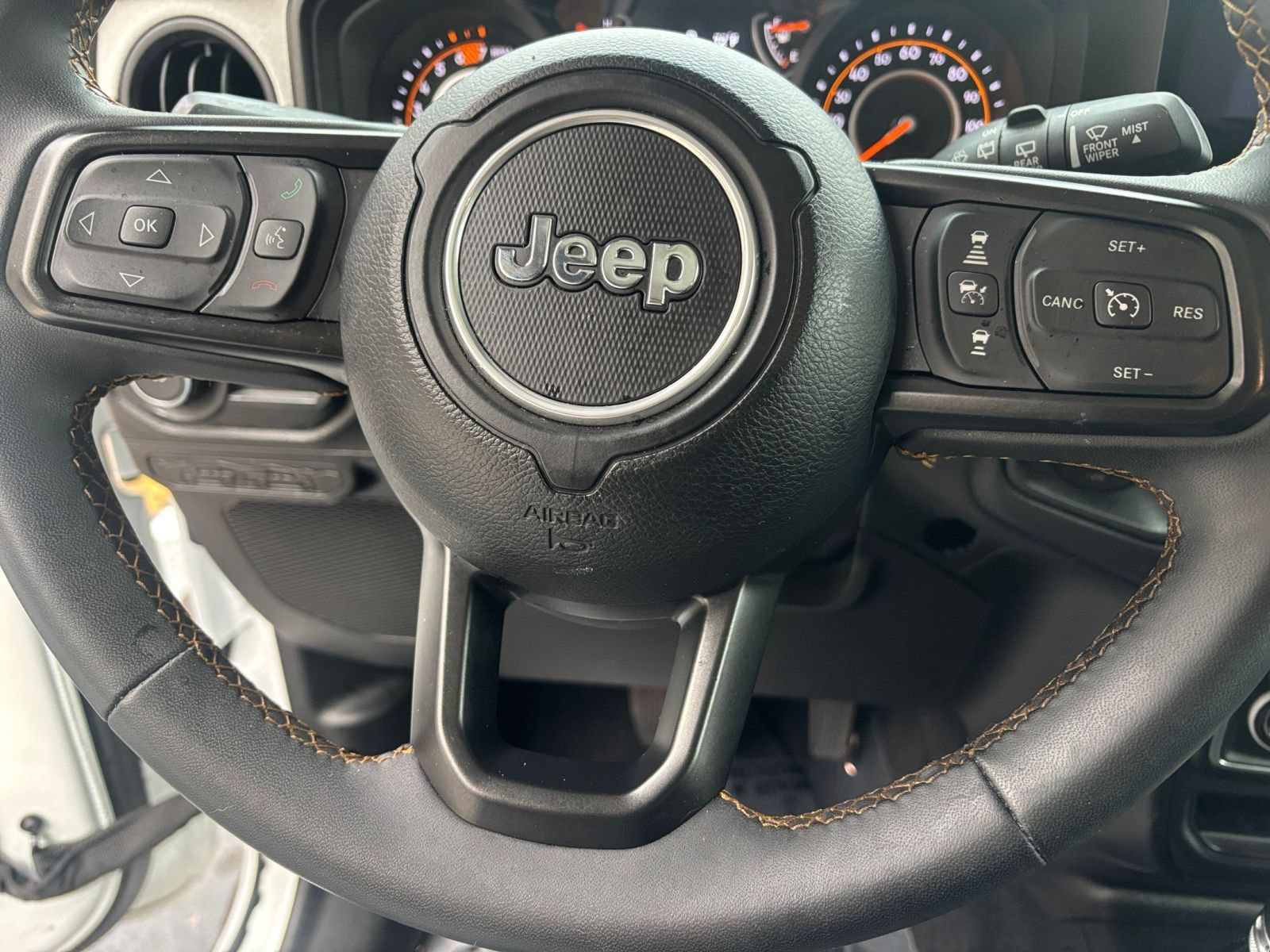 Used 2025 Jeep Wrangler Unlimited Sport AWD/4WD image 26