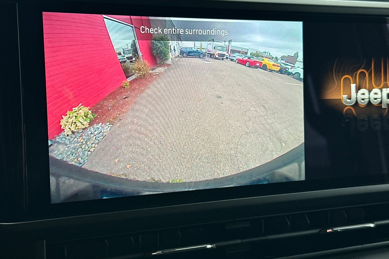 Used 2024 Jeep Wrangler Unlimited Sahara image 18