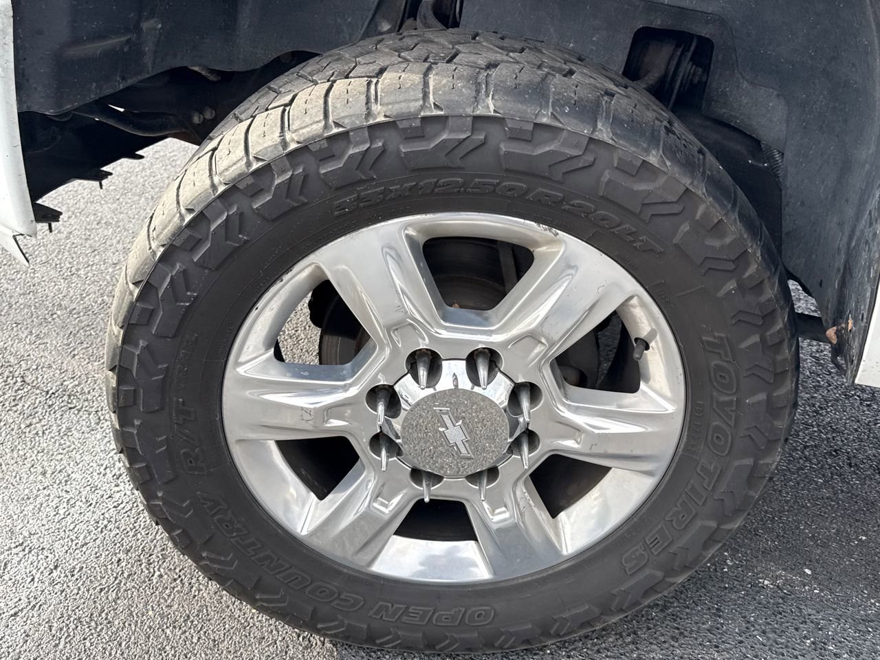 Used 2013 Chevrolet Silverado 2500 LTZ w/ LTZ Plus Package image 13