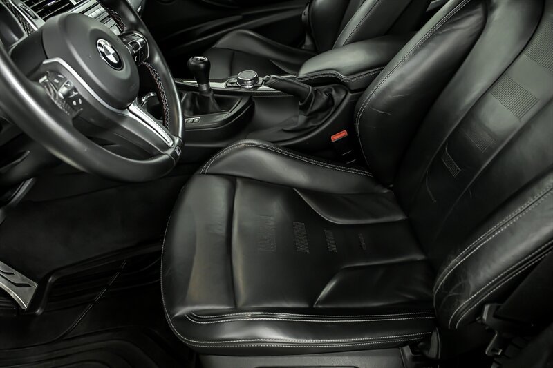 Used 2016 BMW M3 RWD image 16
