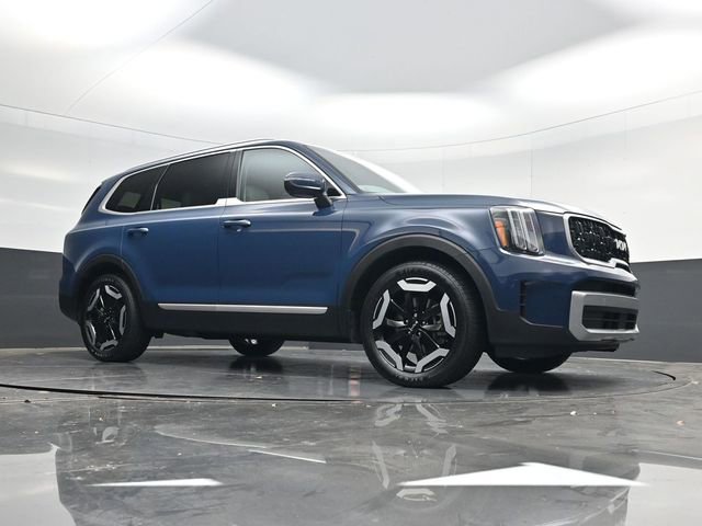 Used 2023 Kia Telluride EX image 54