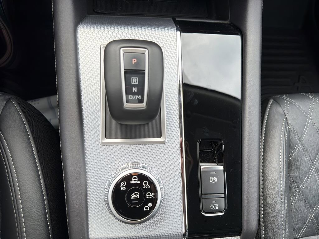 Used 2024 Mitsubishi Outlander SEL image 32