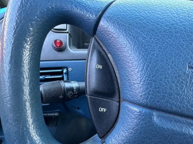 Used 1995 Ford Taurus GL image 14