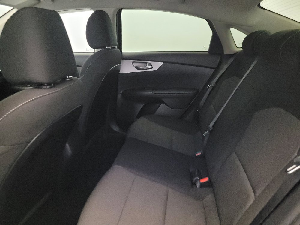 Used 2022 Kia Forte LXS w/ LXS Technology Package FWD image 18