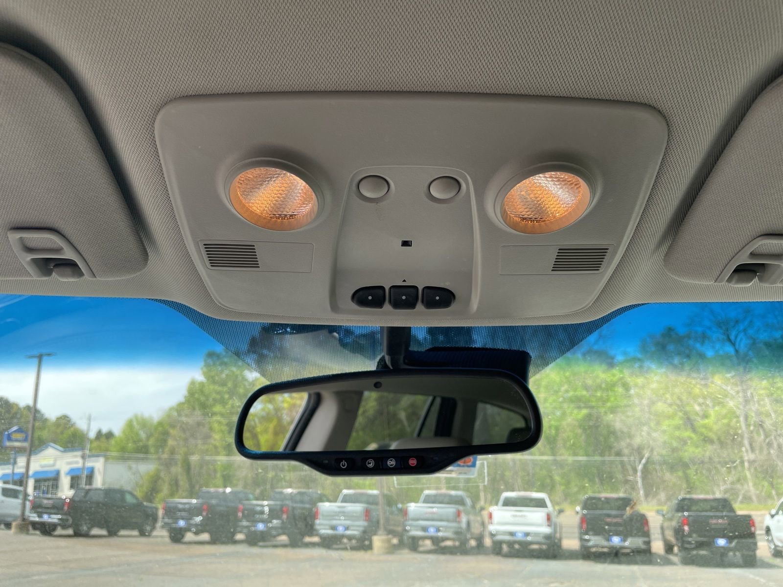 Used 2017 Buick Enclave Leather image 19