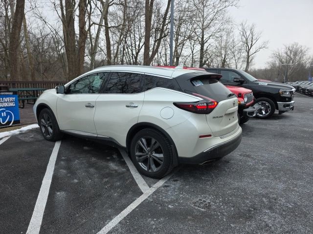 Used 2022 Nissan Murano Platinum w/ Cargo Package image 3