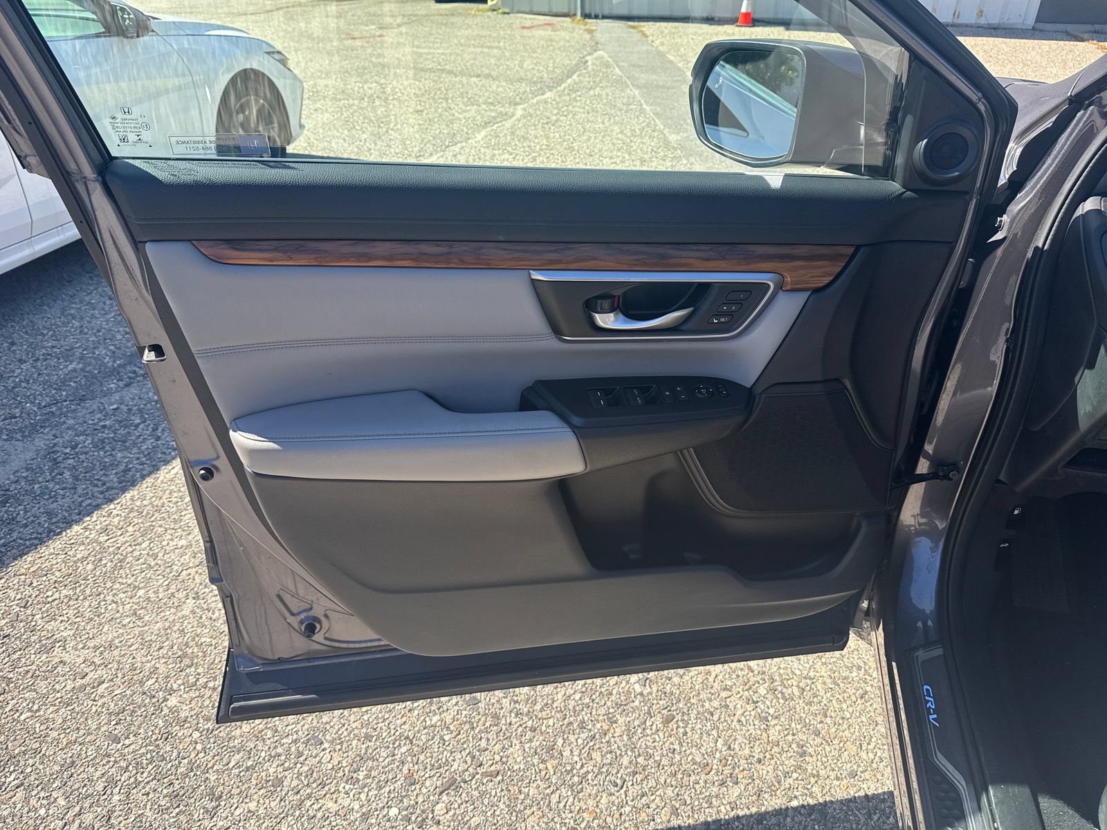 Used 2017 Honda CR-V EX-L image 10