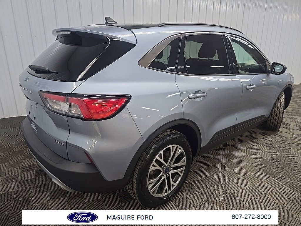 Used 2022 Ford Escape SEL w/ Technology Package image 10