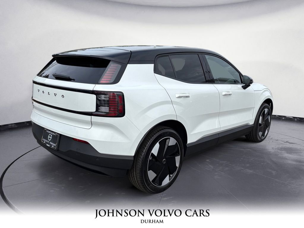 New 2026 Volvo EX30 Plus image 3