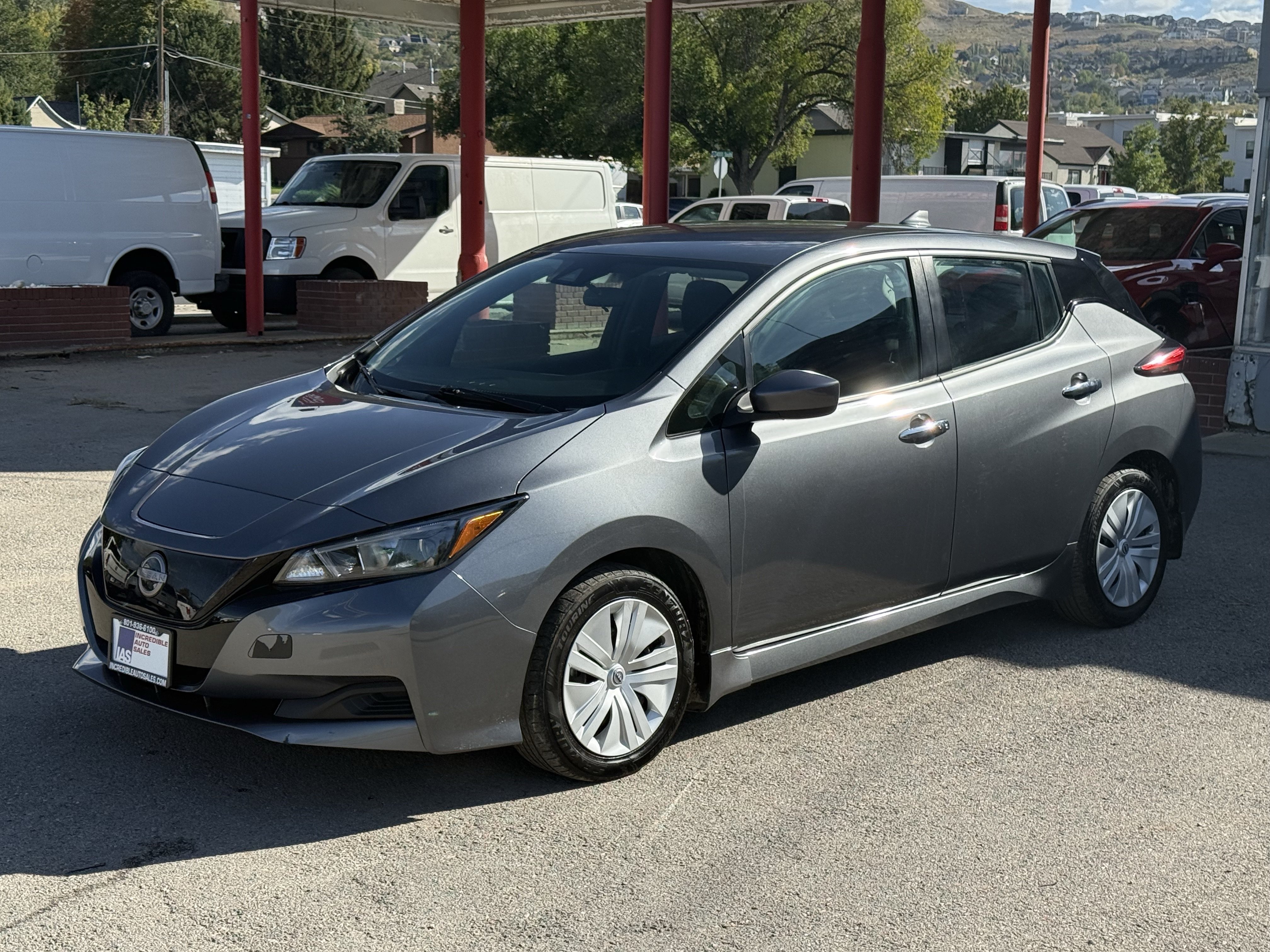 Used 2025 Nissan Leaf S FWD image 8