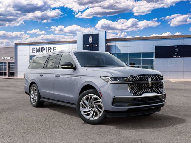 New 2027 Lincoln Navigator L Premier AWD/4WD image 4