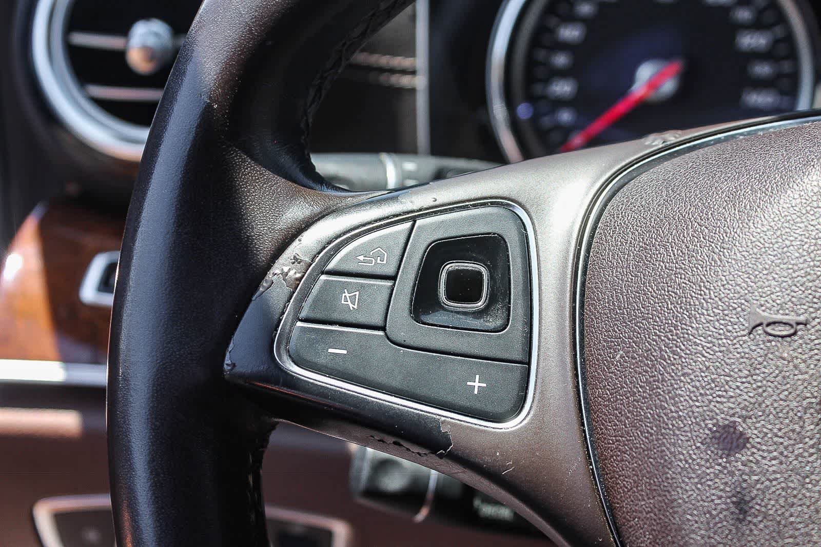 Used 2017 Mercedes-Benz E 300 image 29