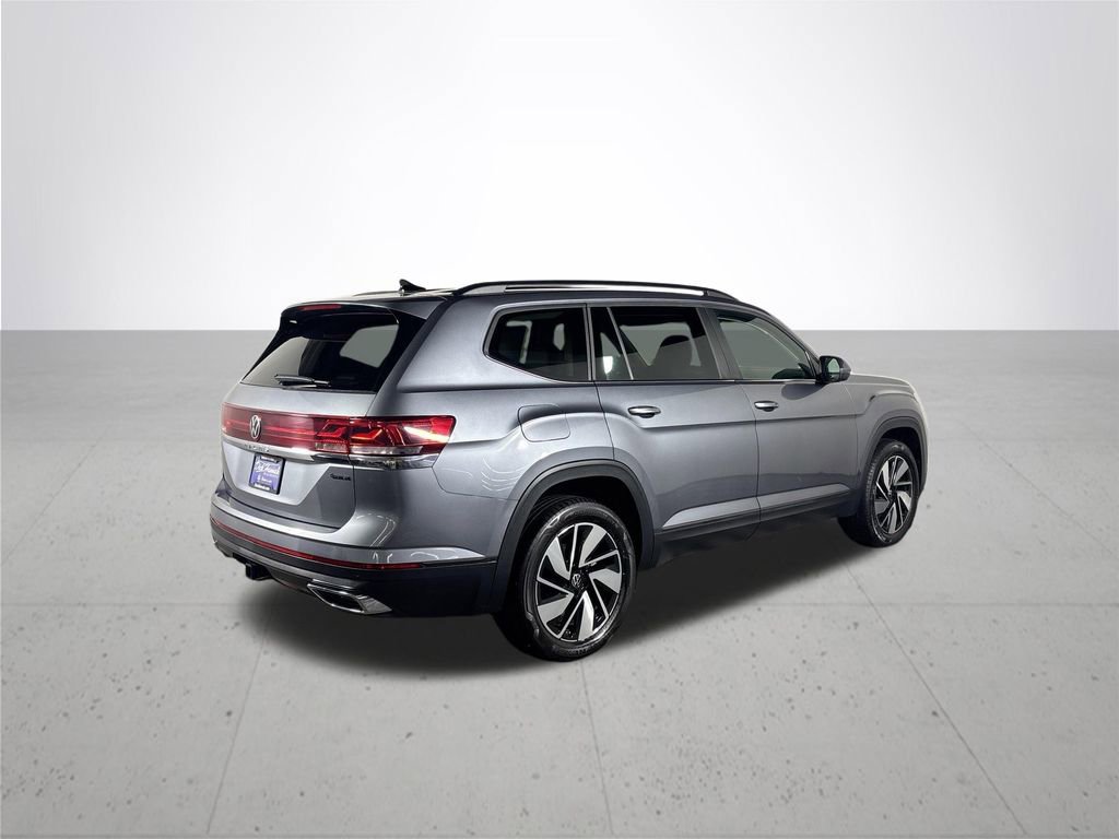 Certified 2024 Volkswagen Atlas SE image 6