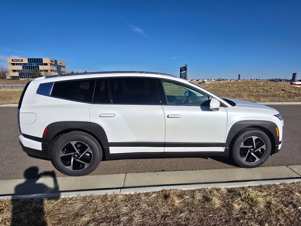 New 2026 Hyundai Ioniq 9 SE image 6