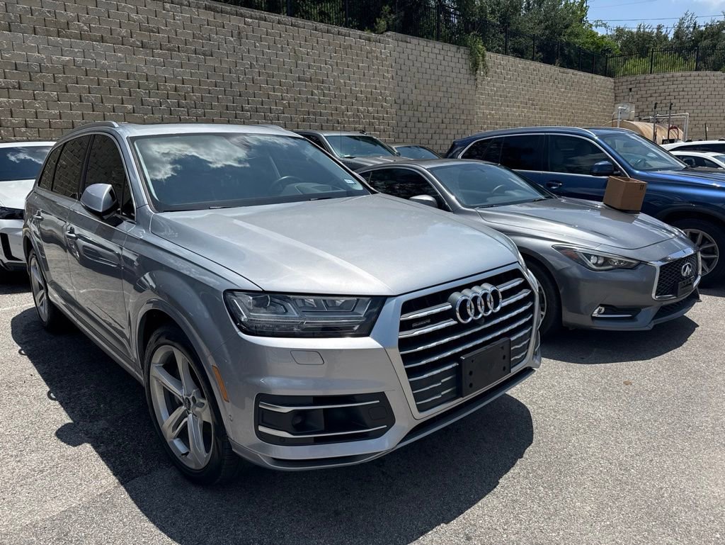 Used 2019 Audi Q7 3.0T Prestige w/ Prestige Package AWD/4WD image 2