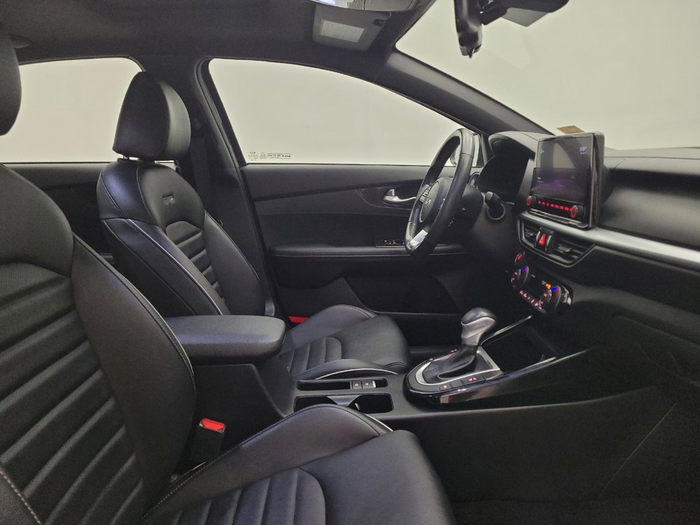 Used 2022 Kia Forte GT-Line w/ GT-Line Premium Package image 21