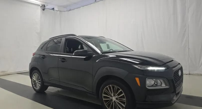 Used 2018 Hyundai Kona SEL w/ SEL Tech Package 02 AWD/4WD image 2