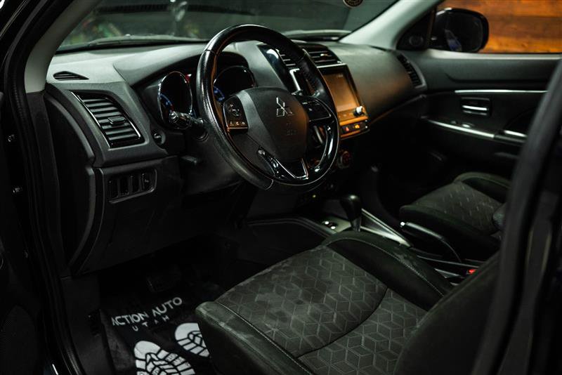 Used 2021 Mitsubishi Outlander Sport LE image 8