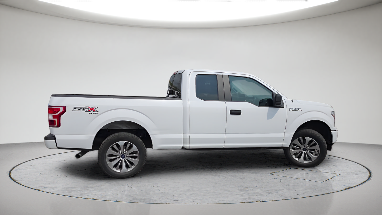 Used 2018 Ford F150 XL w/ Equipment Group 101A Mid AWD/4WD image 5