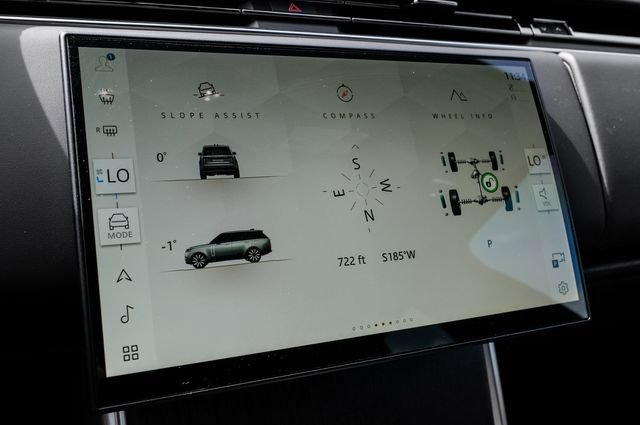 New 2026 Land Rover Range Rover SE AWD/4WD image 34