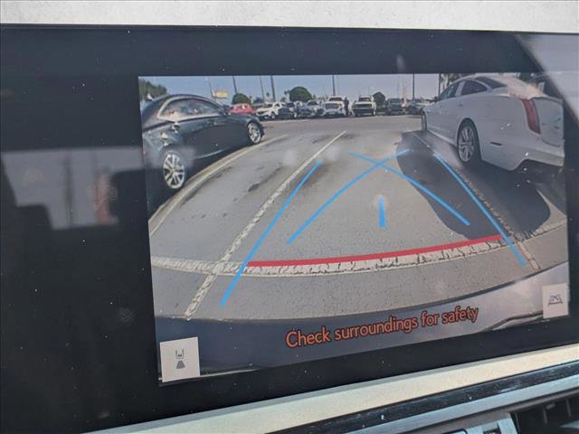 Used 2024 Lexus ES 300h w/ Premium Package image 12