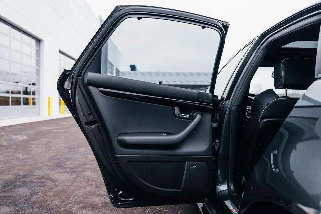 Used 2008 Audi RS 4 Sedan image 43