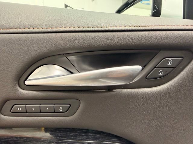 Used 2025 Cadillac XT4 Sport AWD/4WD image 19