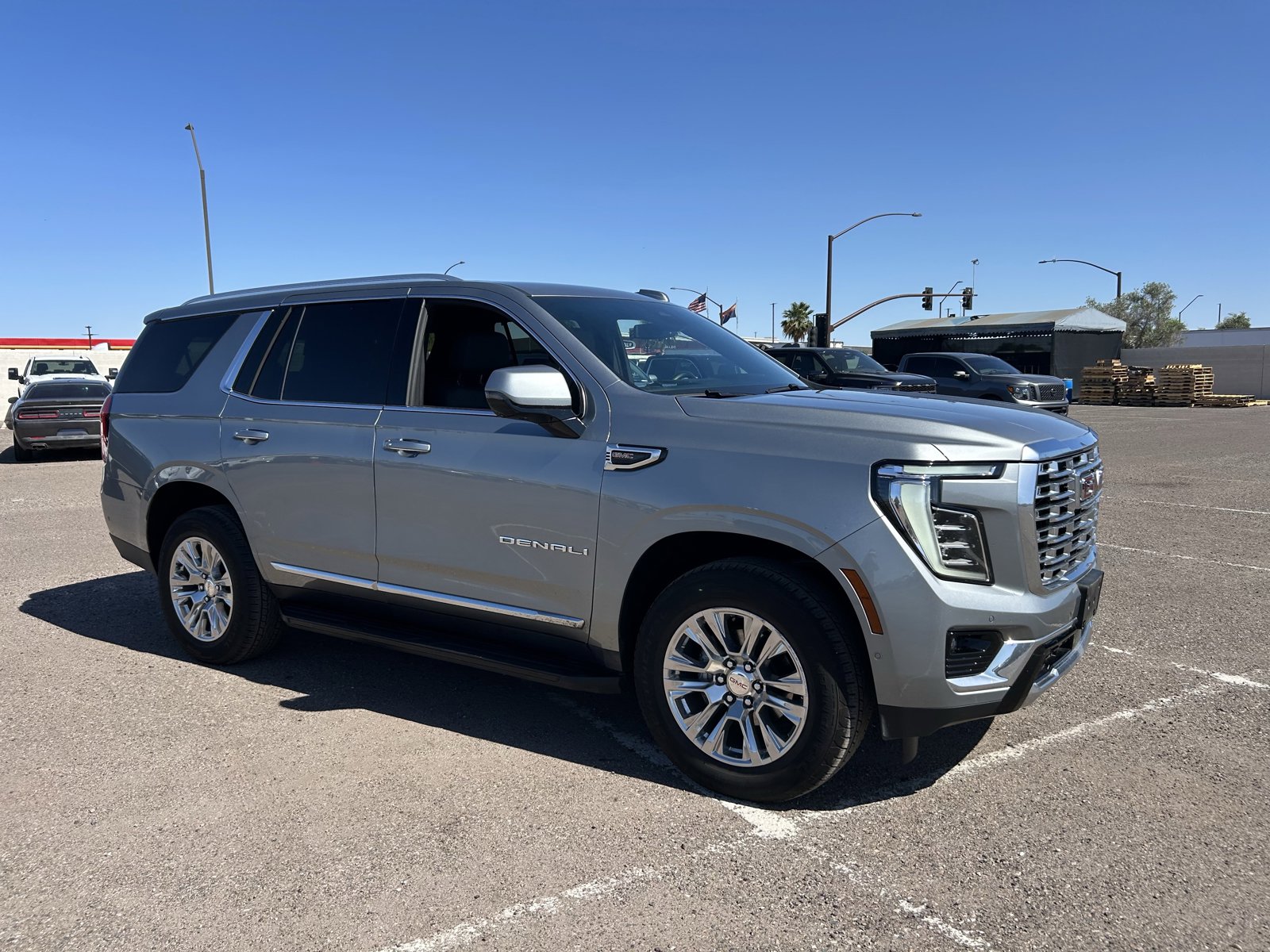 Used 2025 GMC Yukon Denali image 6