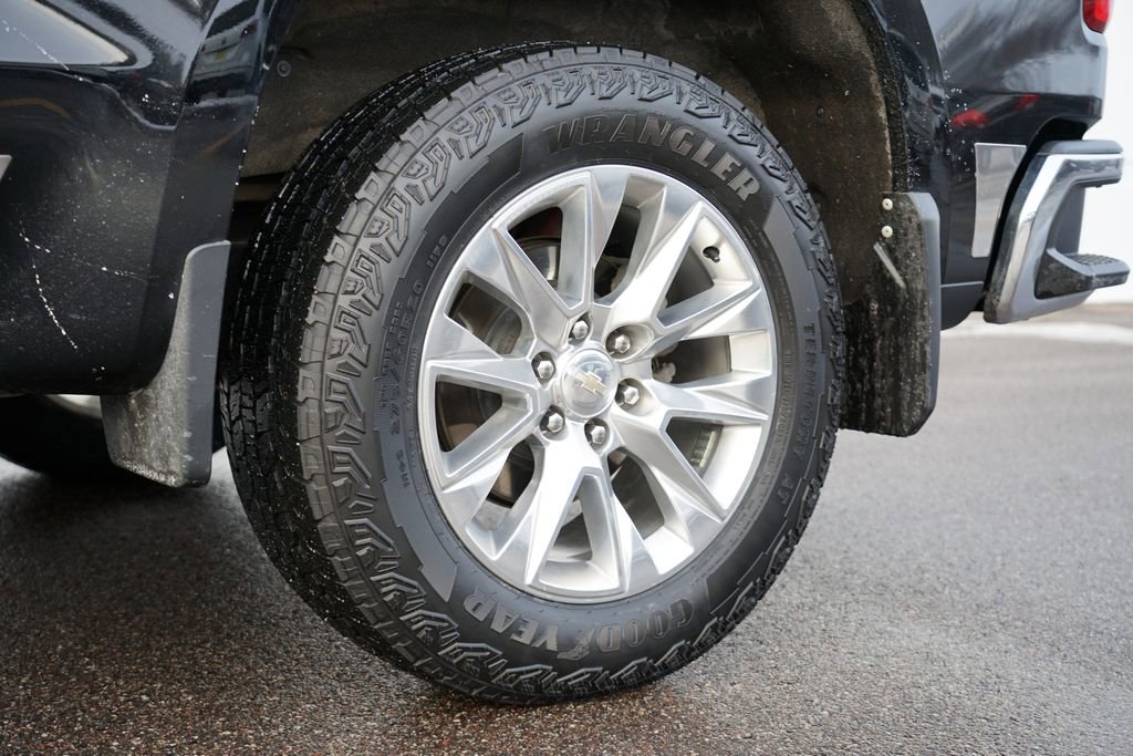 Used 2020 Chevrolet Silverado 1500 LTZ w/ LTZ Premium Package image 35