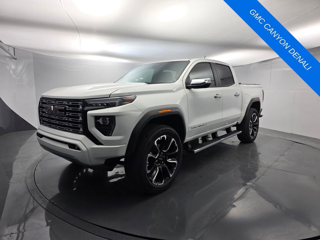 Used 2023 GMC Canyon Denali AWD/4WD image 8