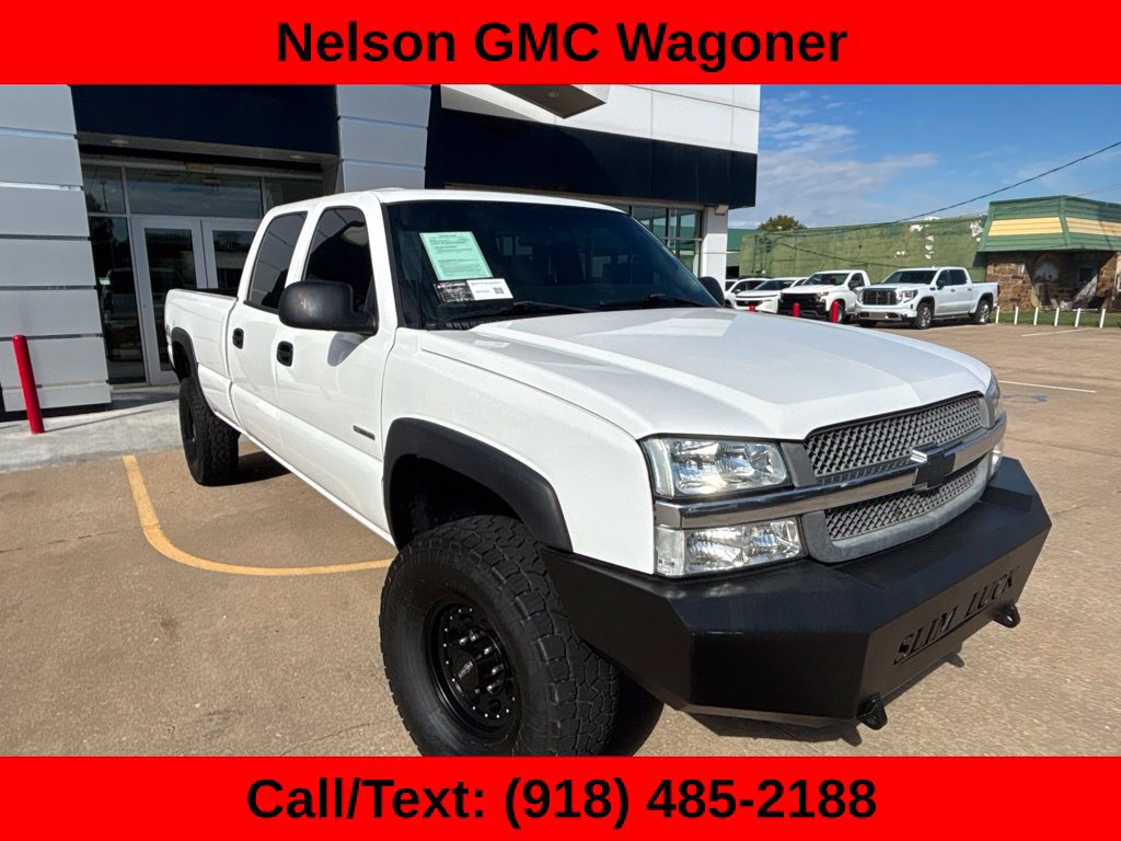 Used 2004 Chevrolet Silverado 3500 4x4 Crew Cab w/ Heavy-Duty Power Package image 3