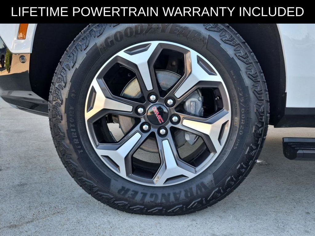 Used 2025 GMC Yukon XL AT4 Ultimate w/ LPO, Floor Liner Package image 19