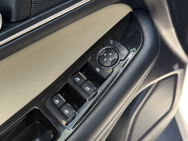 Used 2019 Ford Edge SEL w/ Equipment Group 201A FWD image 10
