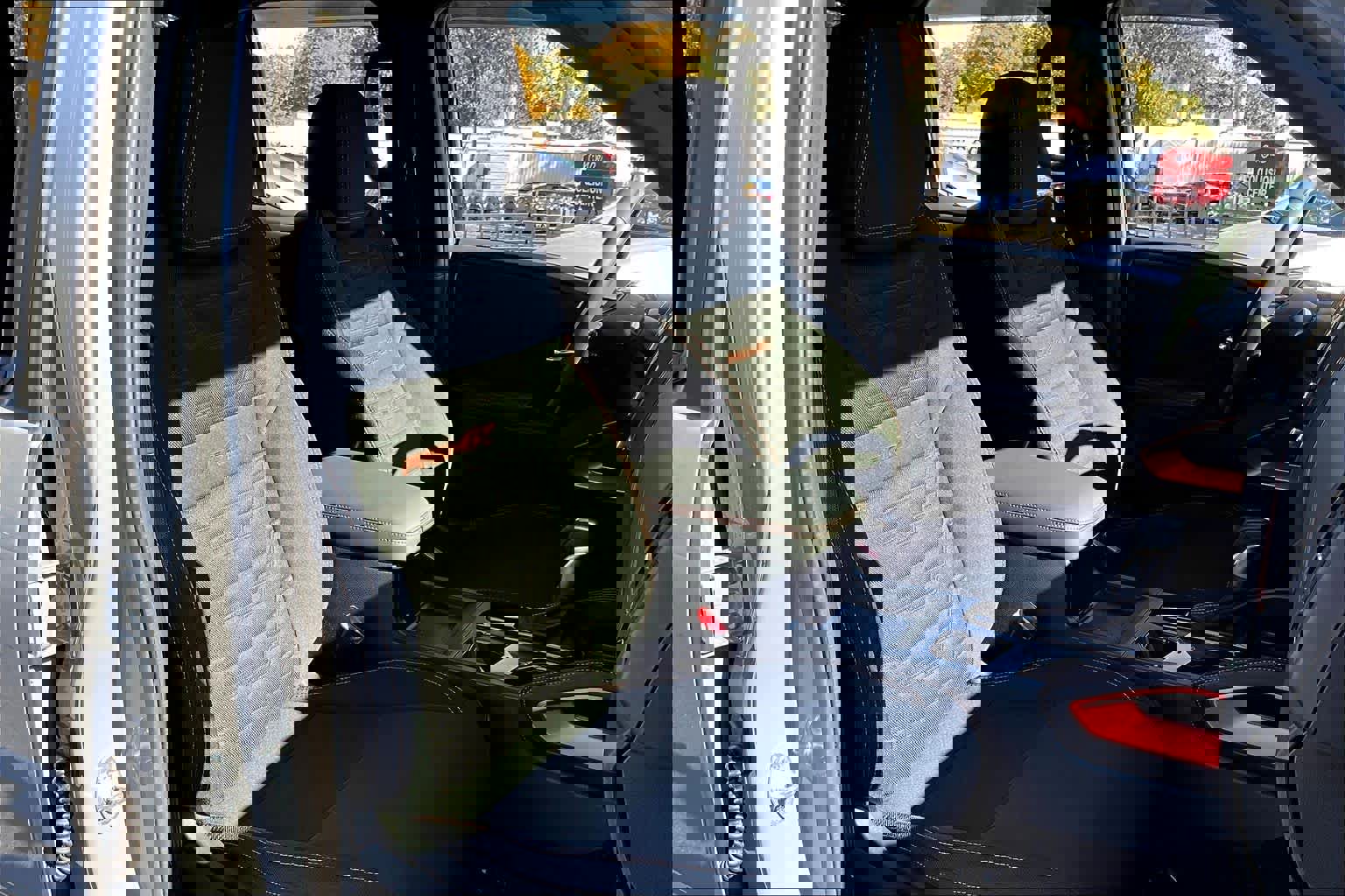 Used 2023 Nissan Frontier PRO-4X w/ Technology Package image 8