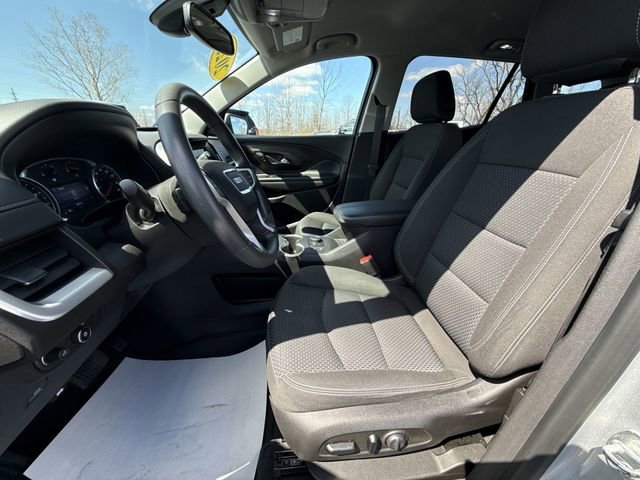 Certified 2022 GMC Terrain SLE w/ Driver Convenience Package image 18