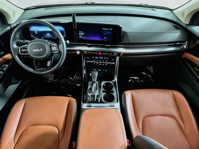 Used 2024 Kia Carnival SX Prestige FWD image 14