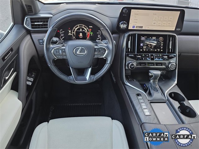 Used 2023 Lexus LX 600 4WD w/ Luxury Package image 14